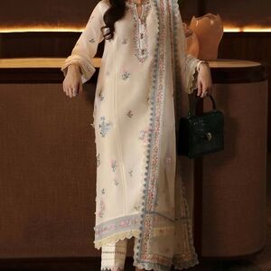 Elegant Cream Floral Embroidered Suit
